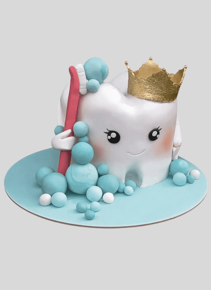 Magnificent Tooth Cake