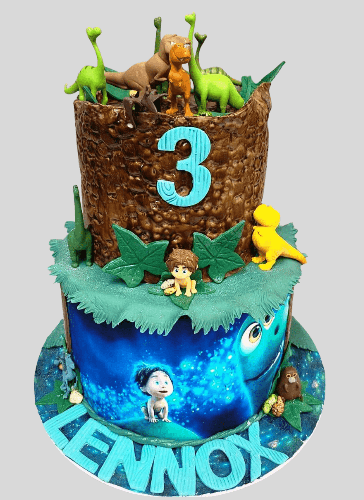Cute The Good Dinosaur Cake