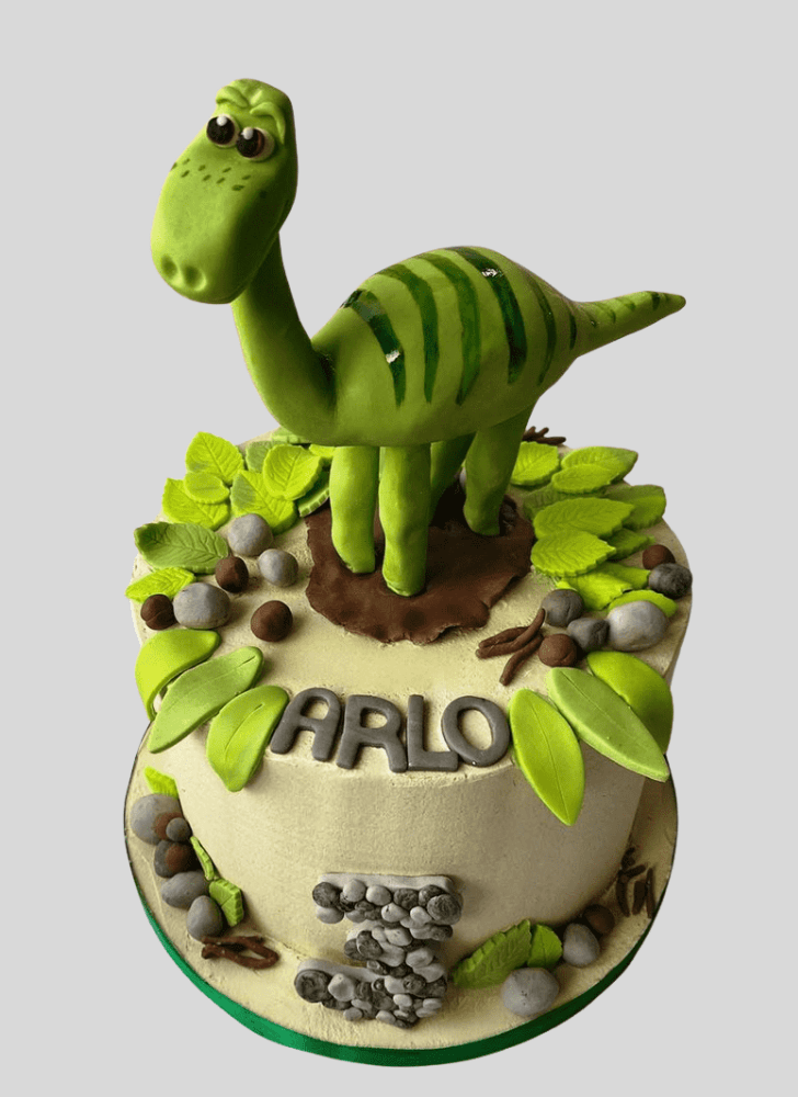 Enticing The Good Dinosaur Cake