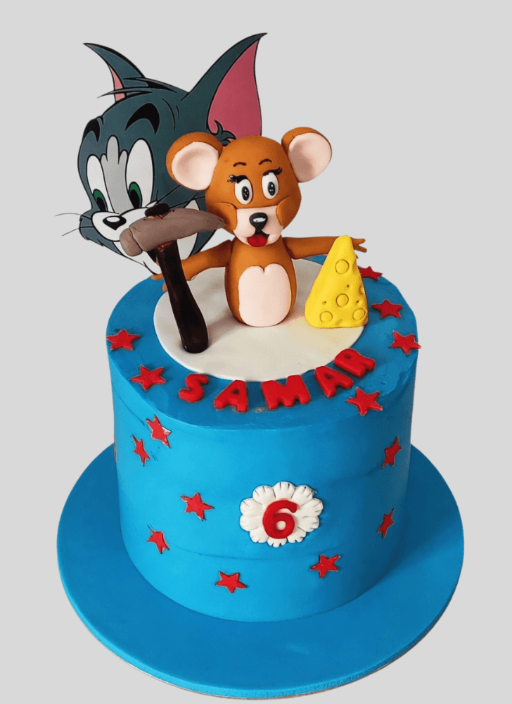 Bewitching Tom and Jerry Cake