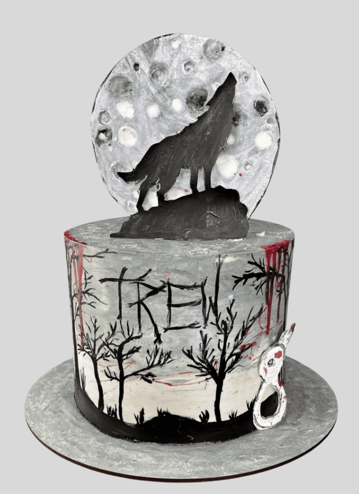 Grand Werewolf Cake
