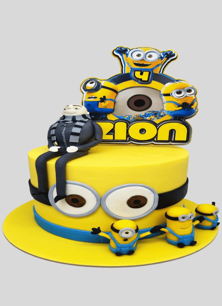 Good Looking Gru Cake