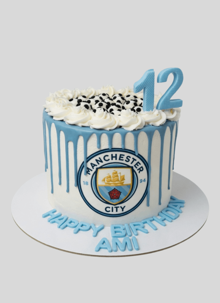 Beauteous Manchester City Cake