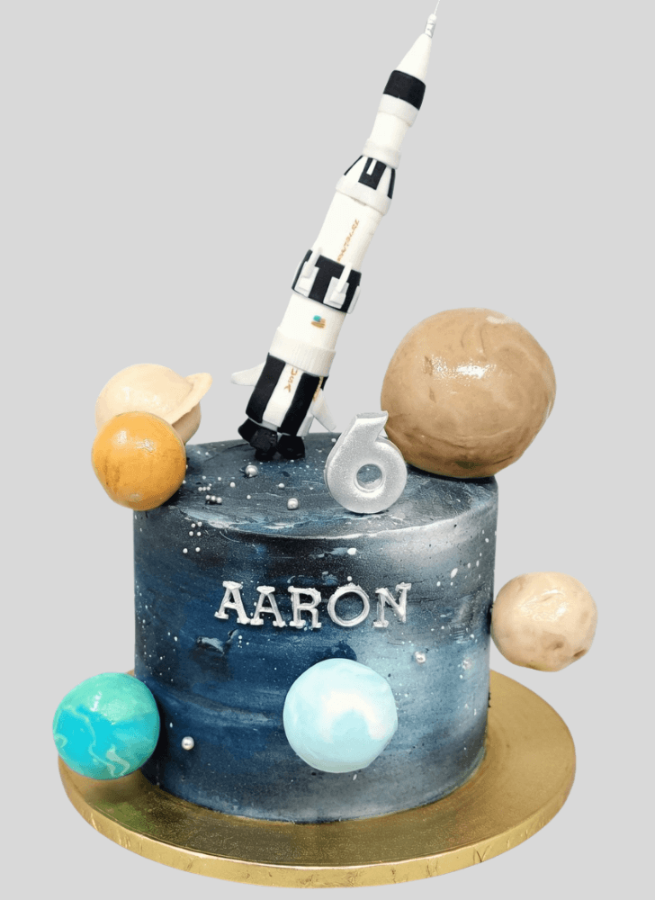 Adorable Apollo Cake