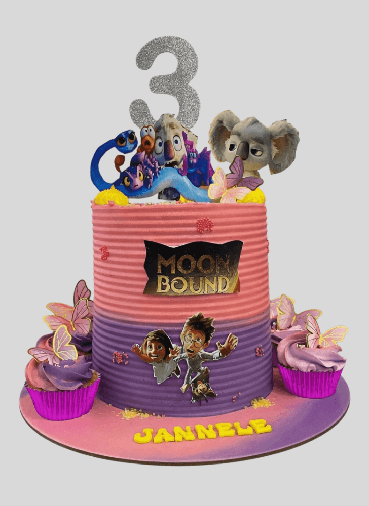 Bewitching Back to the Outback Cake