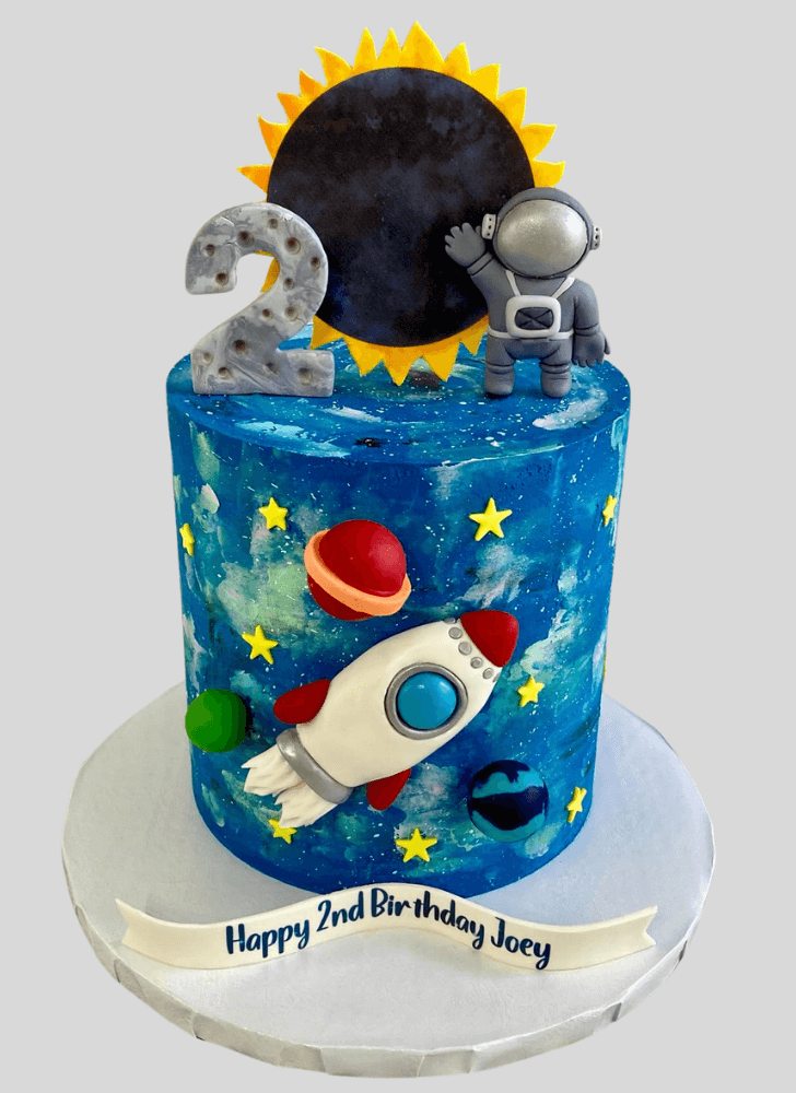 Admirable Interstellar Cake Design