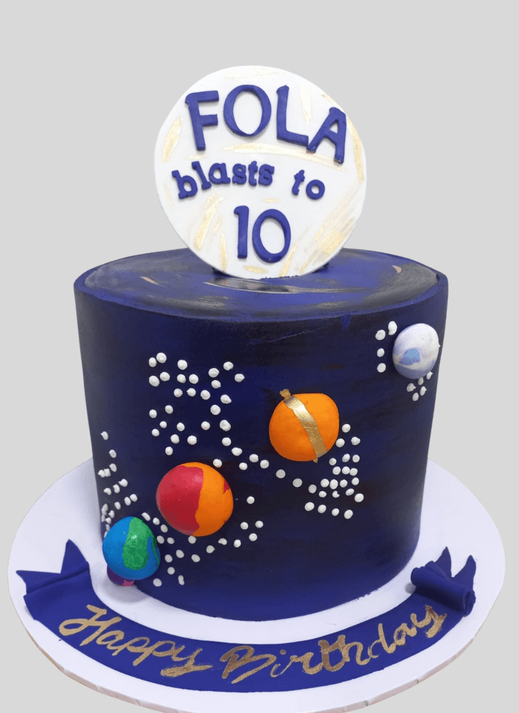 Beauteous Interstellar Cake