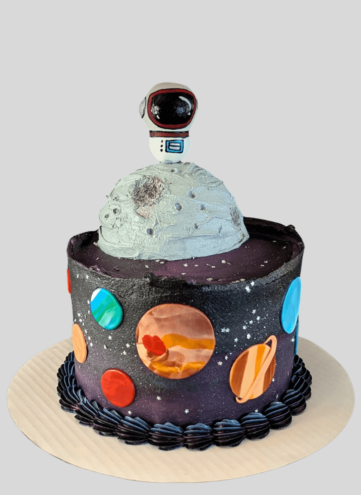 Splendid Interstellar Cake