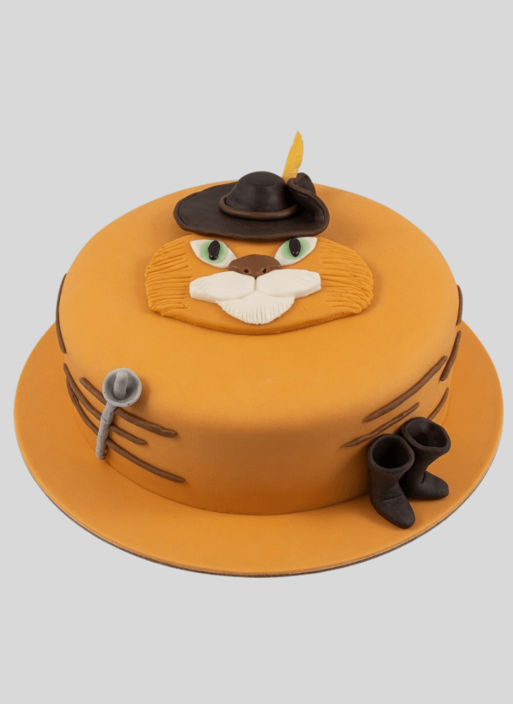 Fetching Puss in Boots Cake