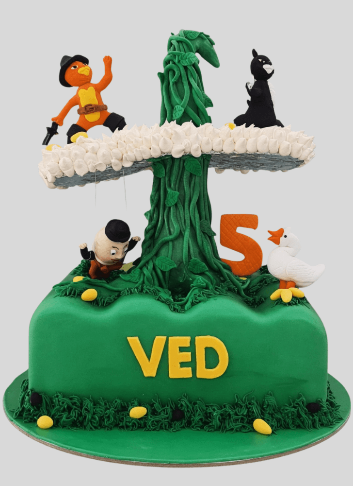 Refined Puss in Boots Cake