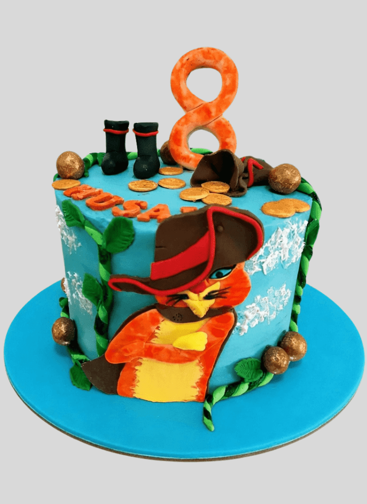 Slightly Puss in Boots Cake