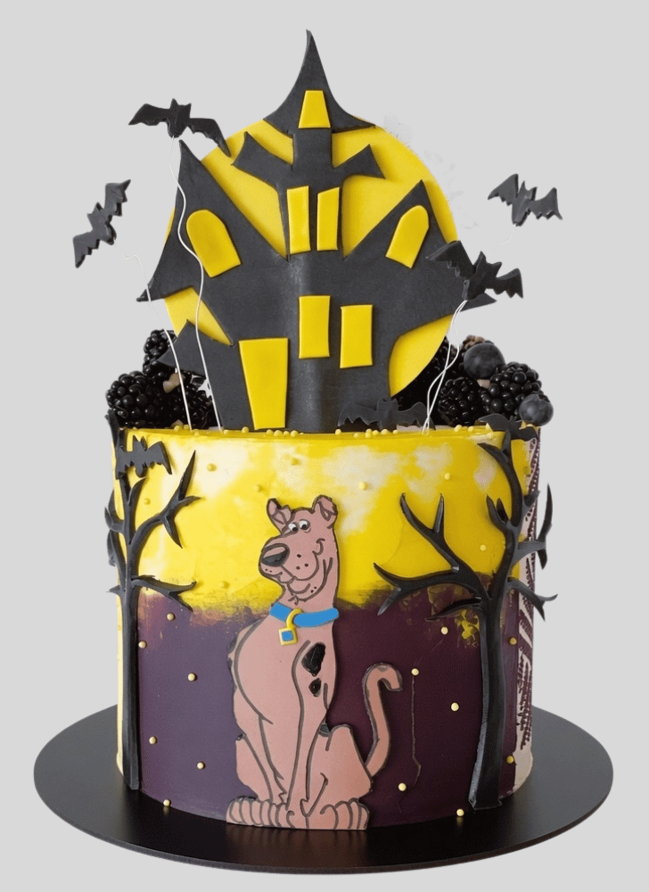Pretty Scooby Doo Cake