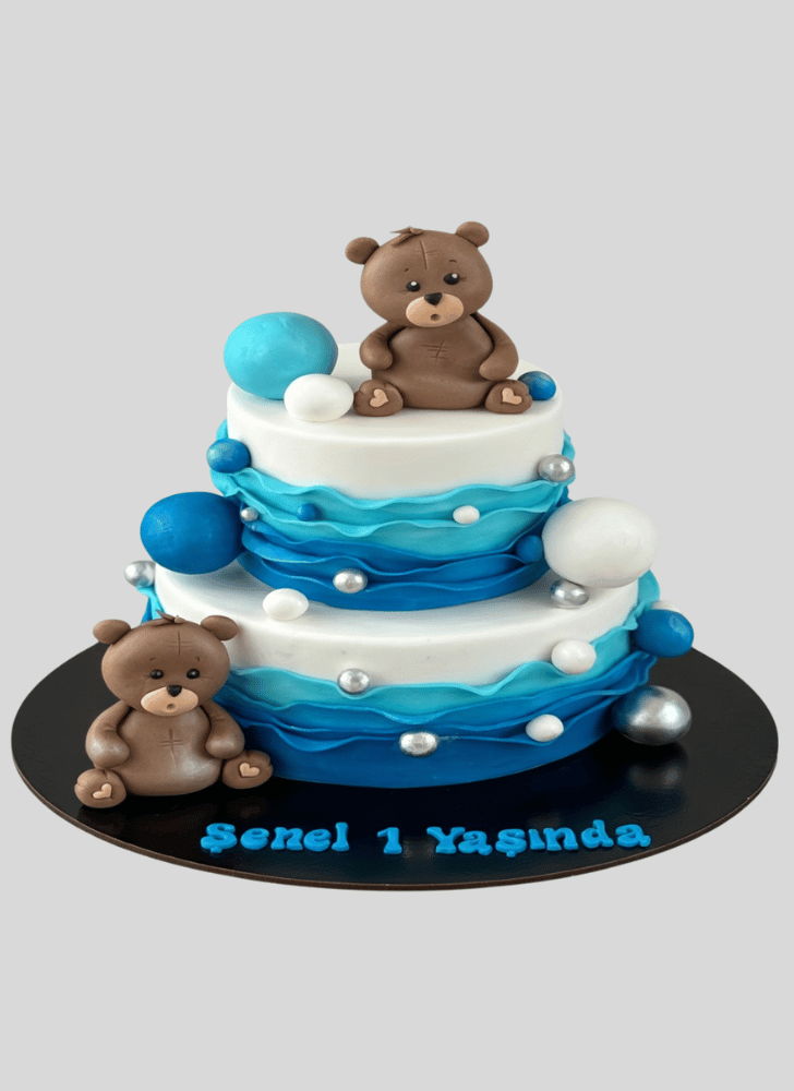 Delicate Teddy Bear Cake