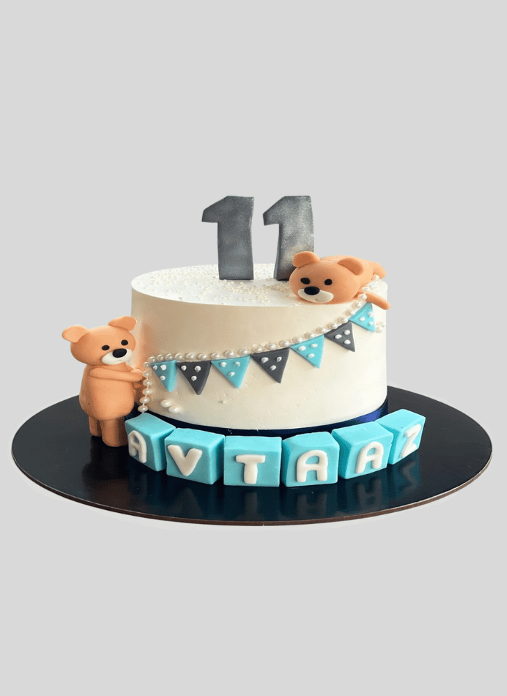 Radiant Teddy Bear Cake