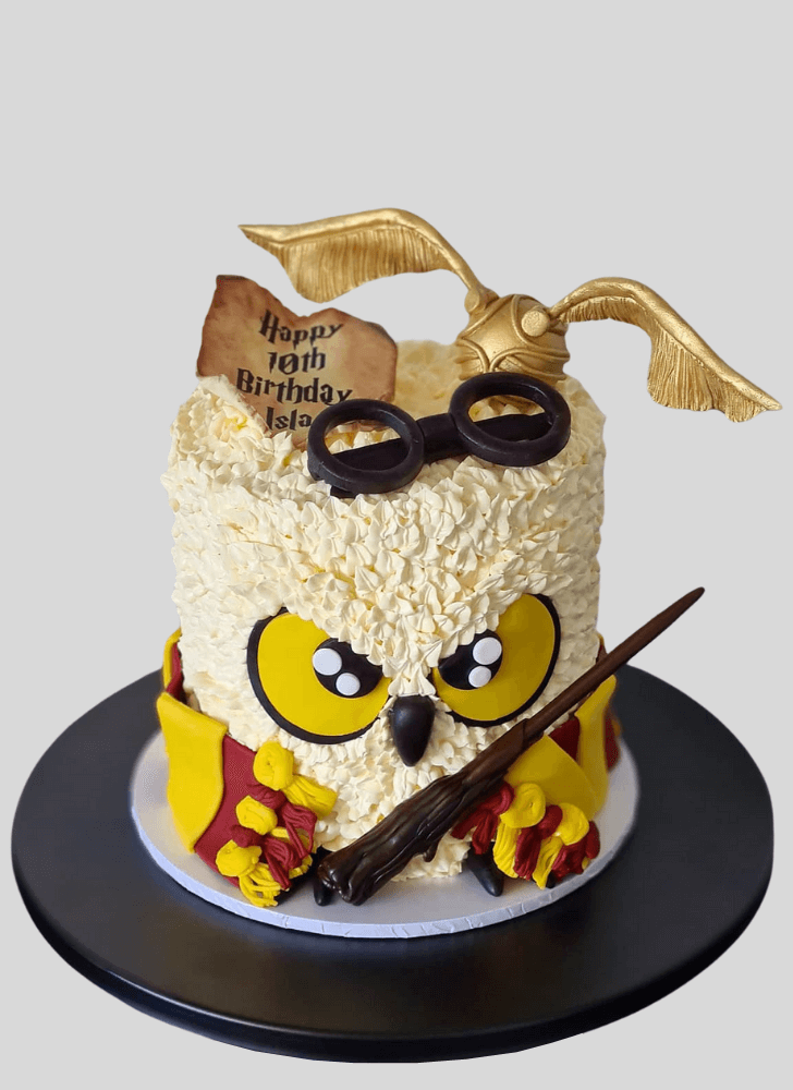 Fine Hedwig Cake