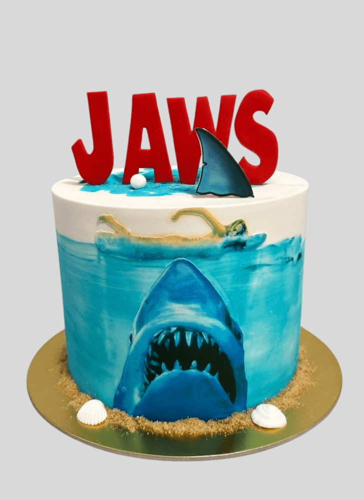 Admirable Jaws Cake Design