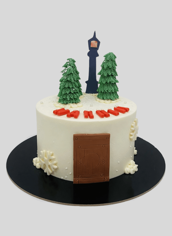 Good Looking Narnia Cake