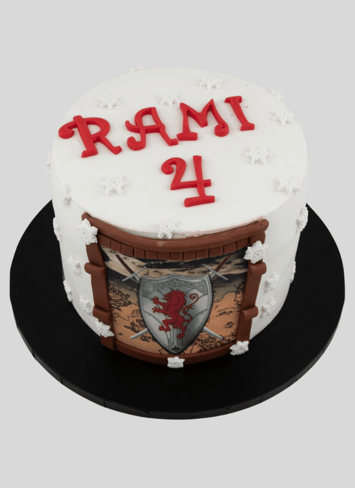 Grand Narnia Cake