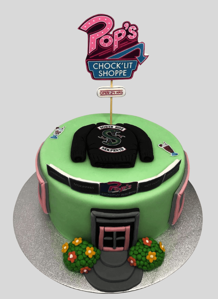 Exquisite River Dale Cake