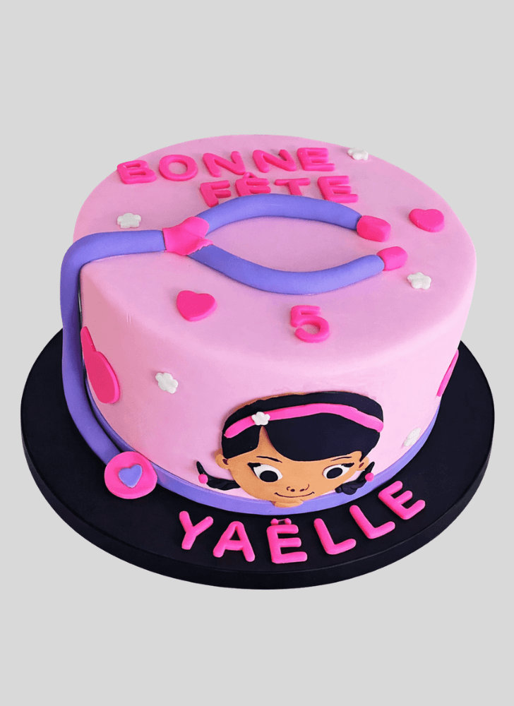 Dazzling Doc Mcstuffins Cake