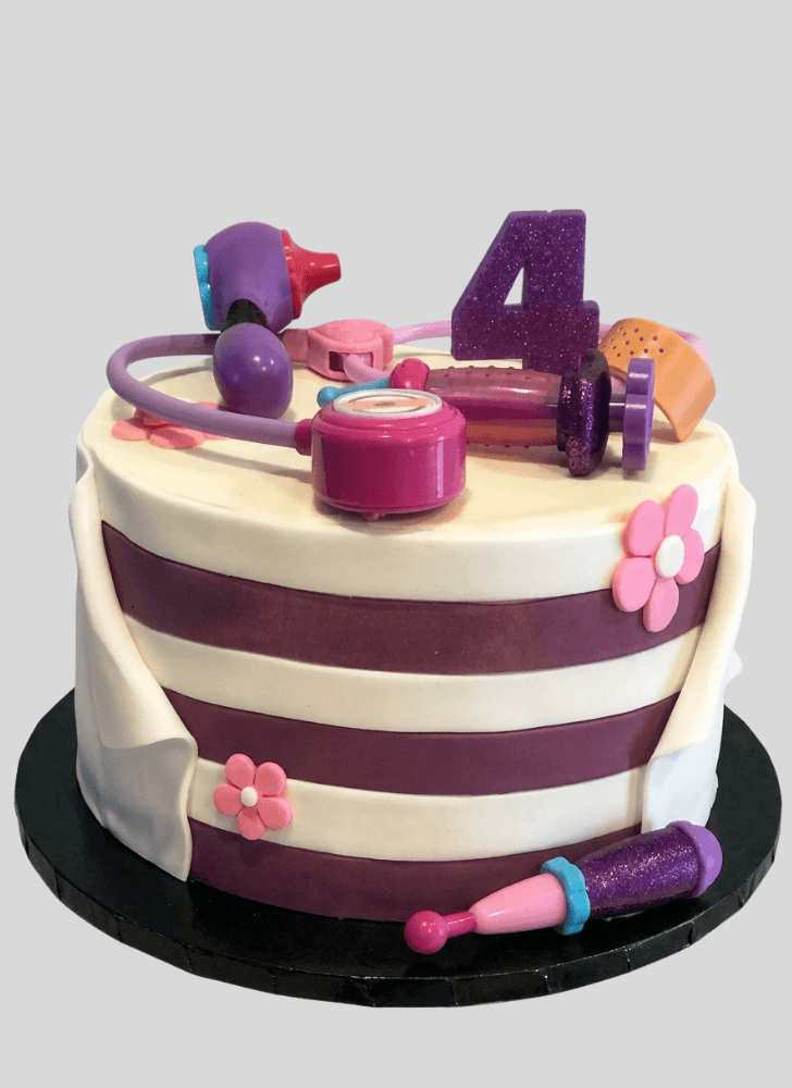 Grand Doc Mcstuffins Cake