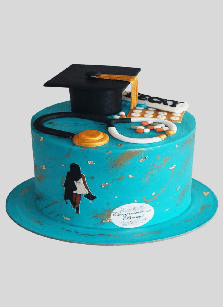 Fascinating Graduation Cake
