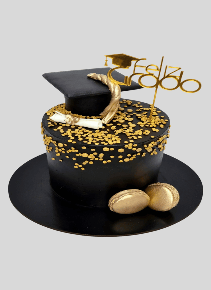 Gorgeous Graduation Cake