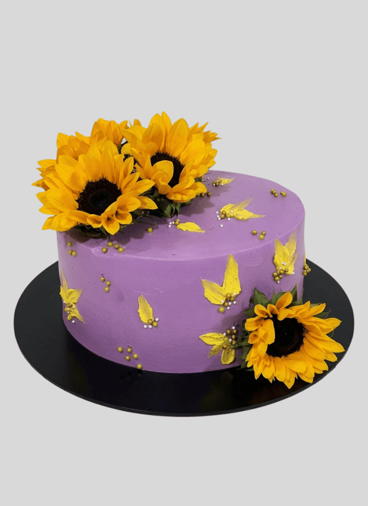 Captivating Sunflower Cake