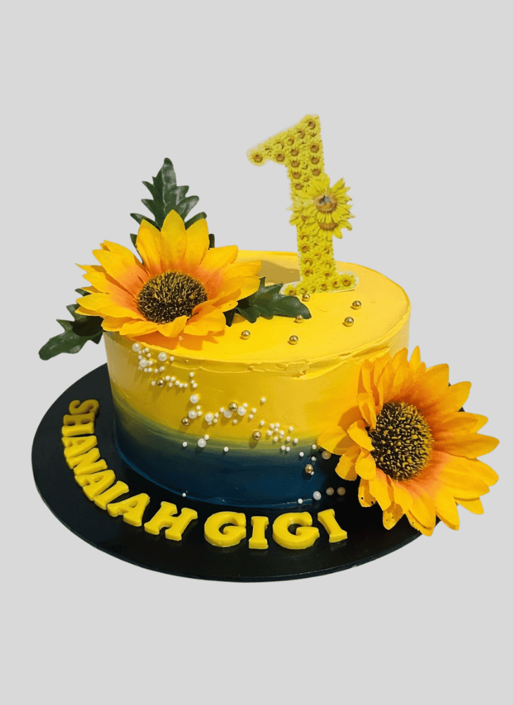 Pleasing Sunflower Cake