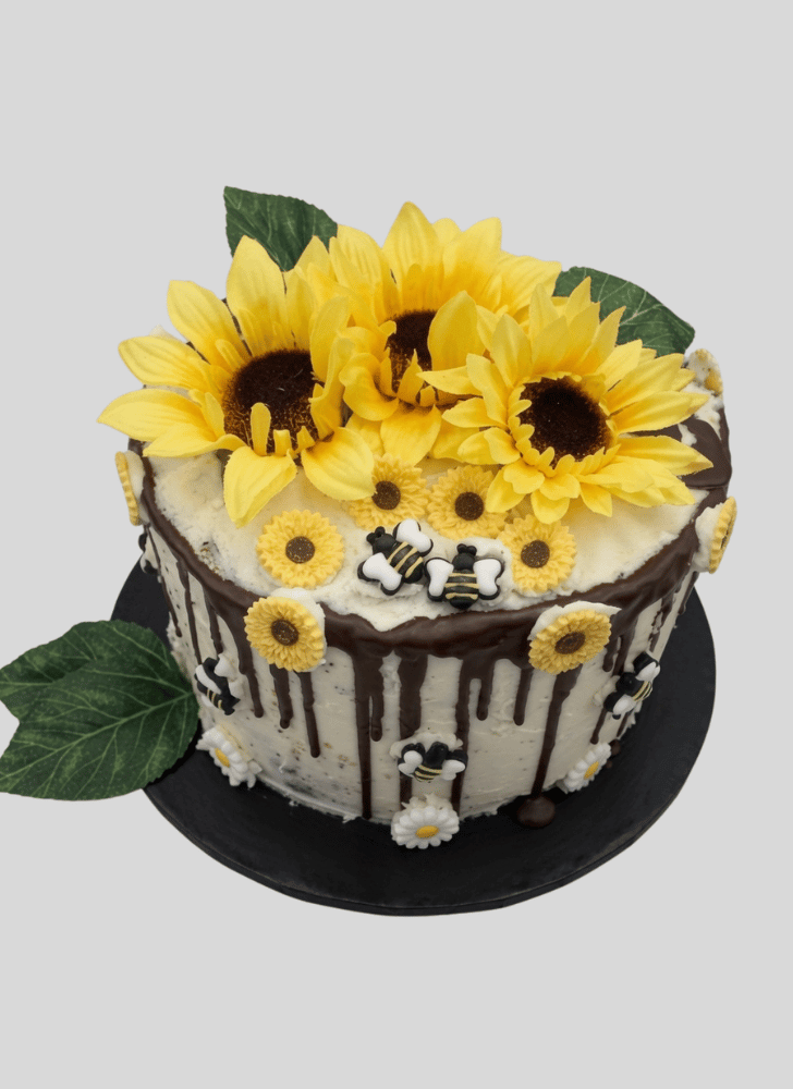 Resplendent Sunflower Cake