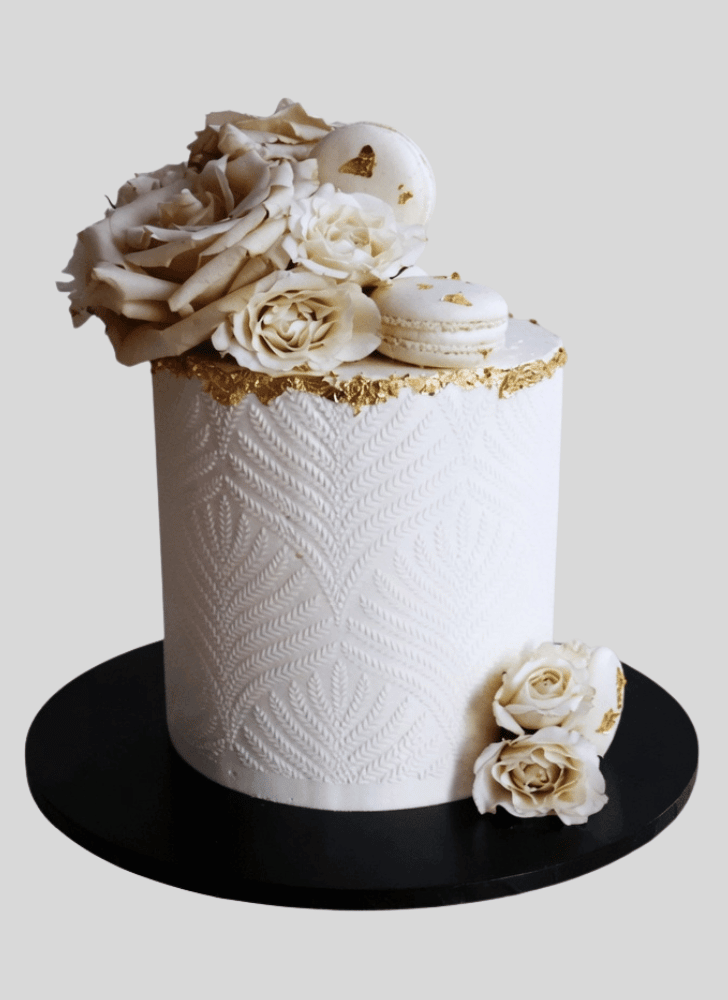 Refined White Rose Cake