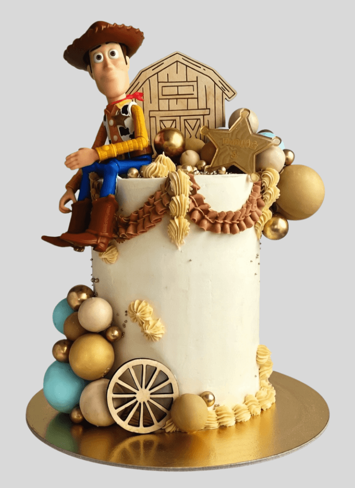 Appealing Woody Cake