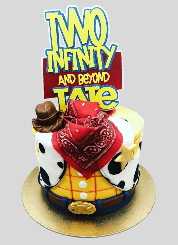 Bewitching Woody Cake