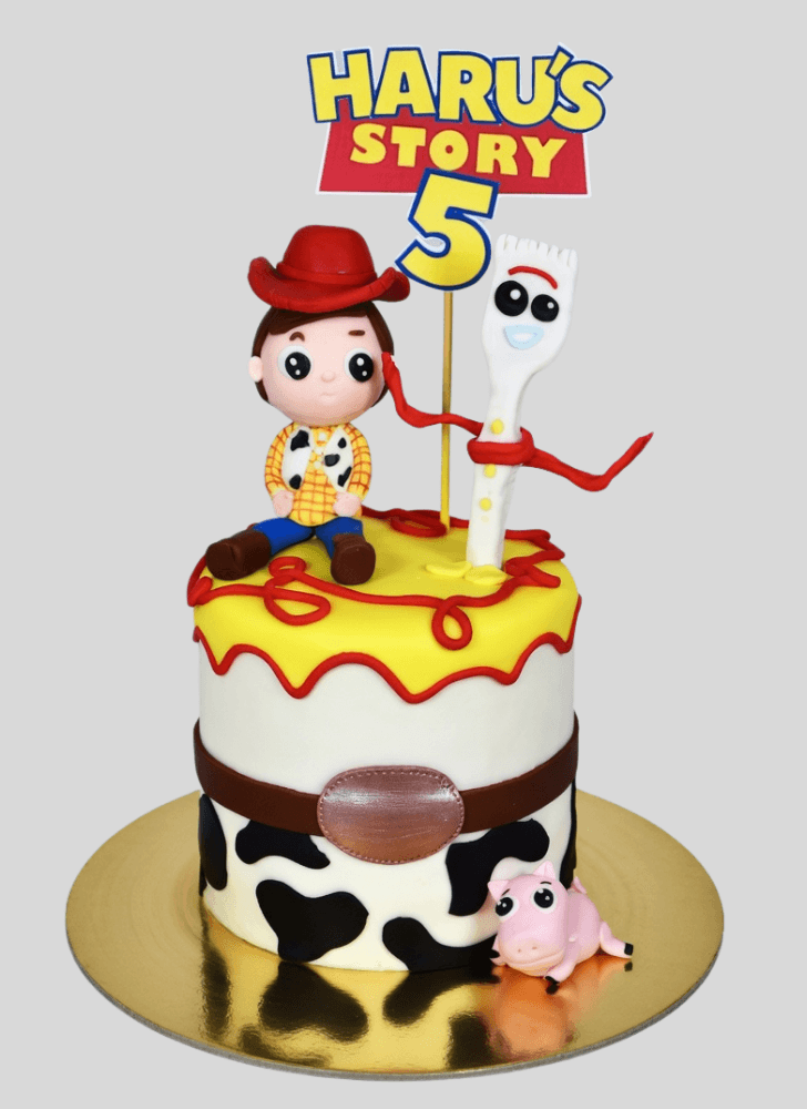 Classy Woody Cake