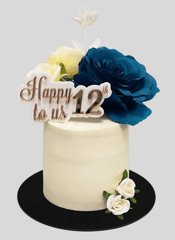 Lovely Blue Rose Cake Design