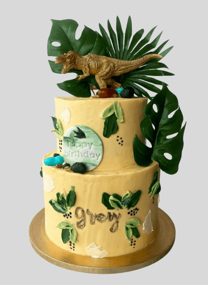 Adorable Dinosaur Cake