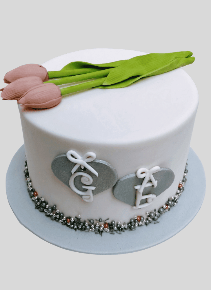 Dazzling Tulip Cake