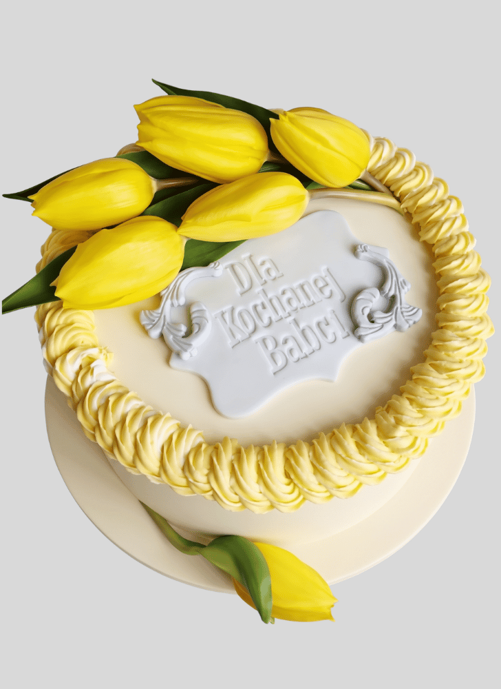 Pretty Tulip Cake
