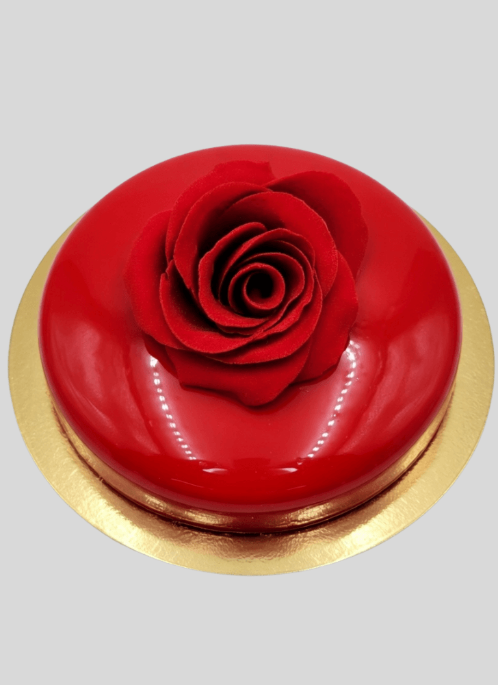 Captivating Valentines Cake