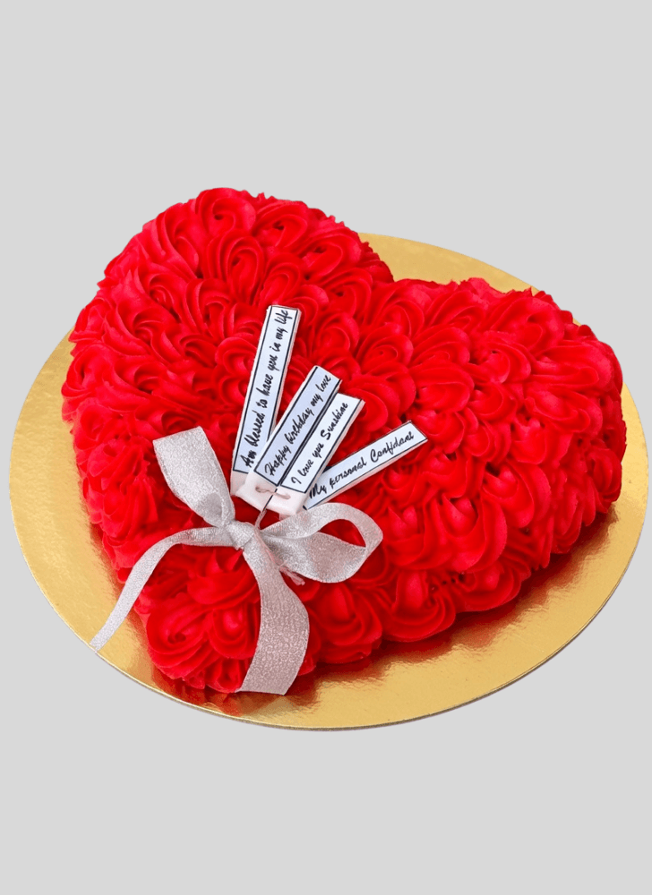 Splendid Valentines Cake