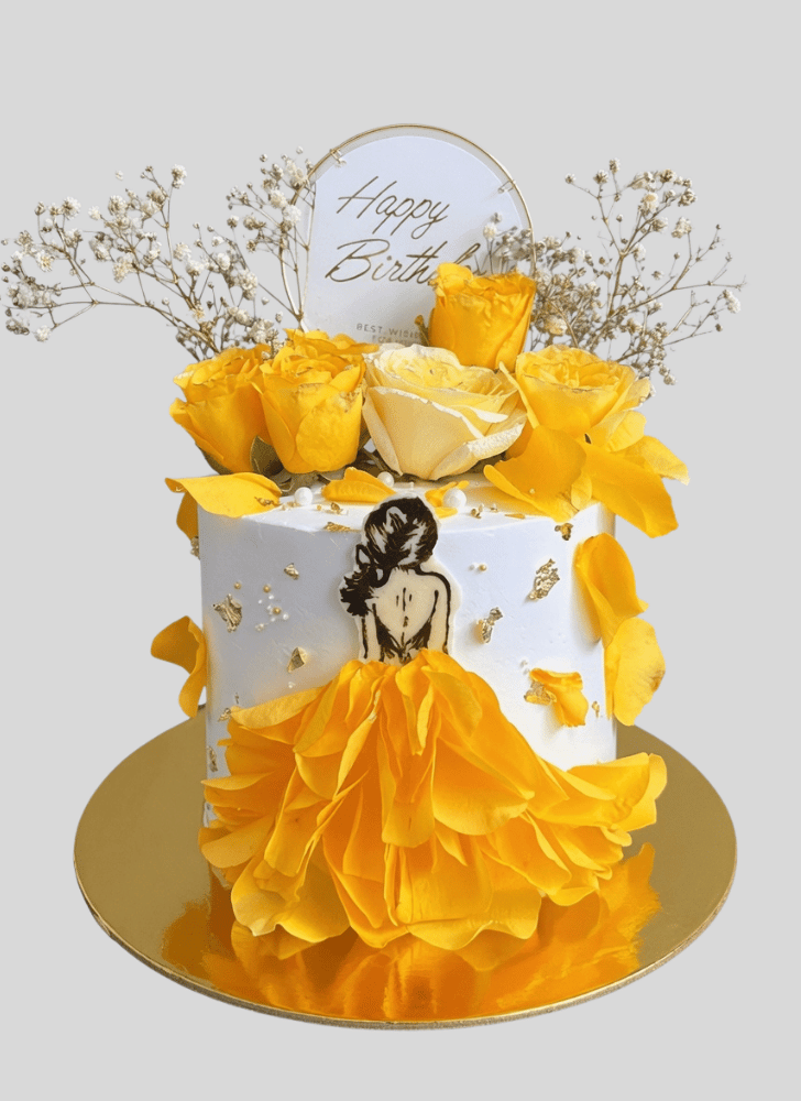 Delightful Yellow Rose Cake
