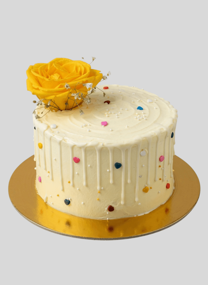 Elegant Yellow Rose Cake