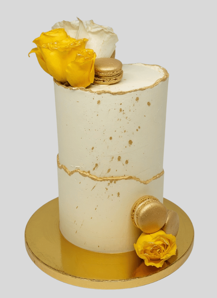 Good Looking Yellow Rose Cake
