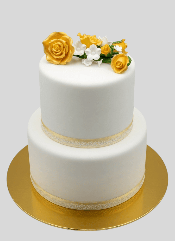 Grand Yellow Rose Cake