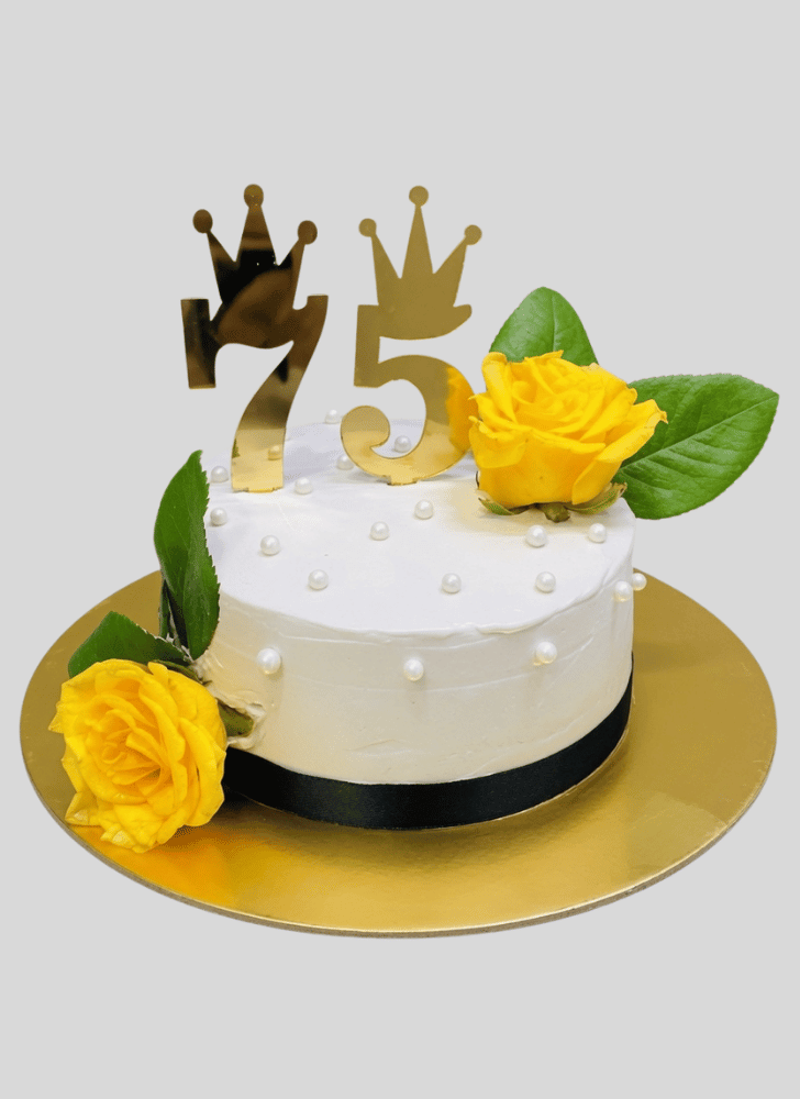 Pleasing Yellow Rose Cake