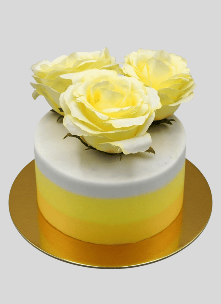 Stunning Yellow Rose Cake