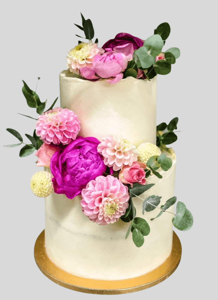 Appealing Dahlia Cake
