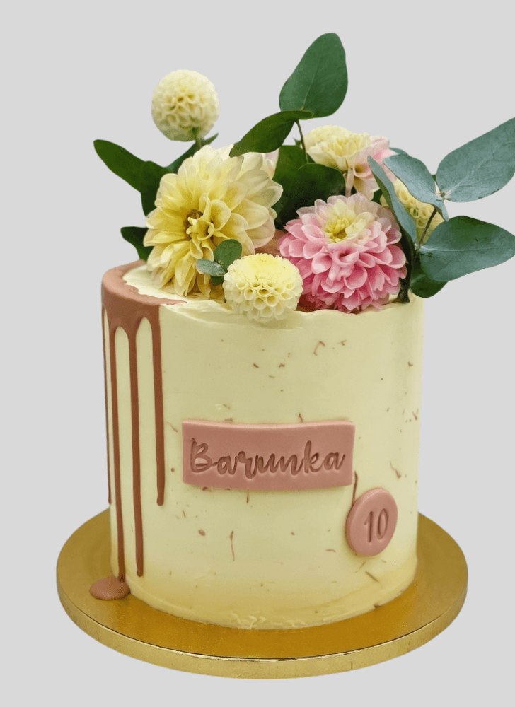 Classy Dahlia Cake