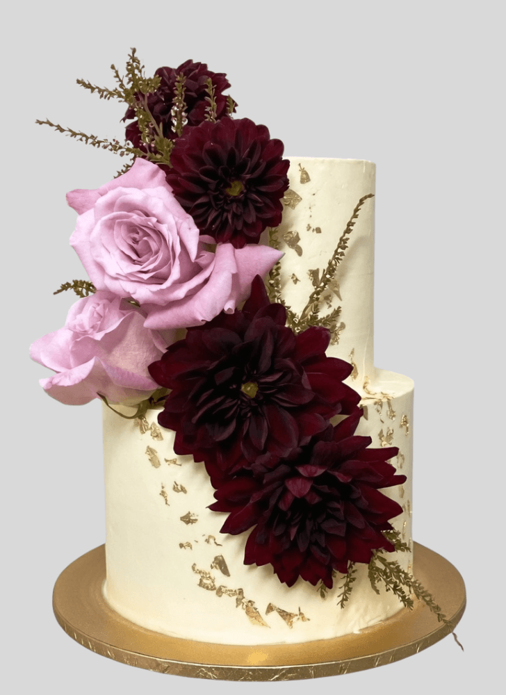 Delightful Dahlia Cake