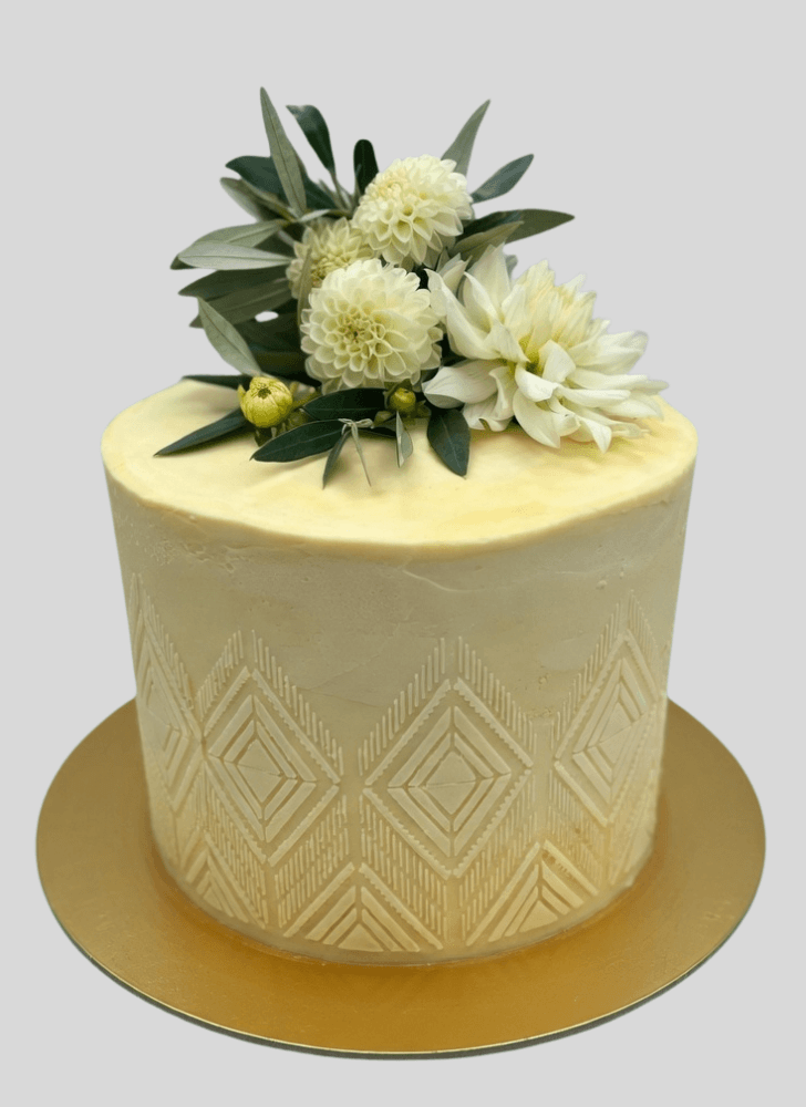 Wonderful Dahlia Cake Design